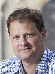 ukc-ulf-schmidt-180x240v2