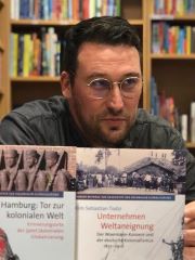 Kim-Todzi-cCaecilia-Maag-edited_klein